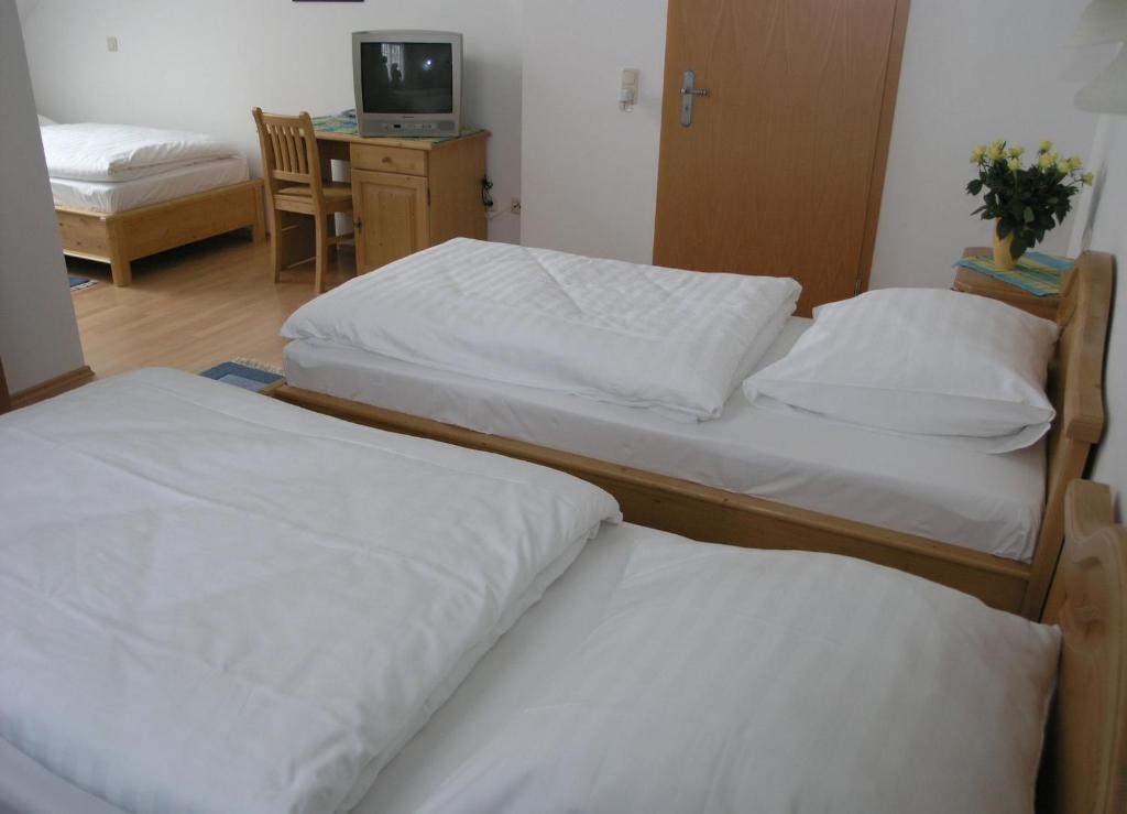 Landgasthof Und Hotel Forchhammer Pliening Camera foto