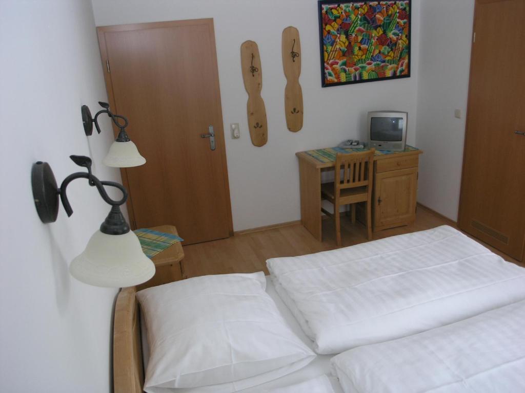 Landgasthof Und Hotel Forchhammer Pliening Camera foto